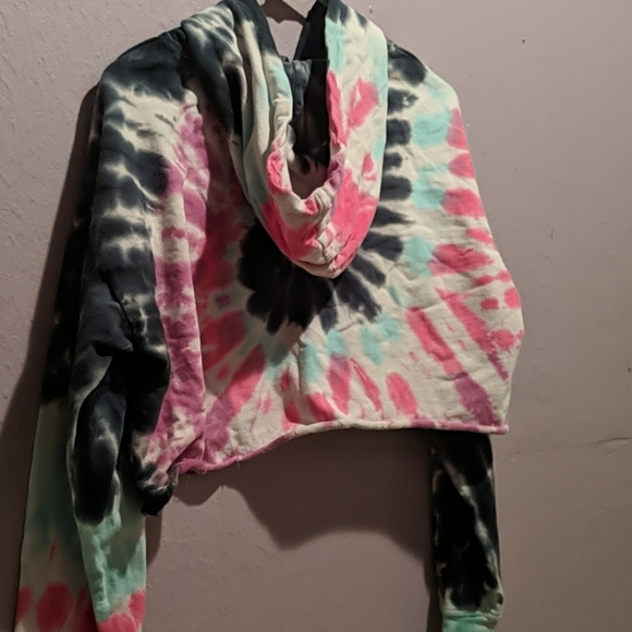 Tie Dye Cropped Hoodie - Picture 4 of 4